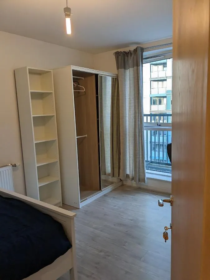 Lovely Room In Modern Apartment London 0*,  United Kingdom