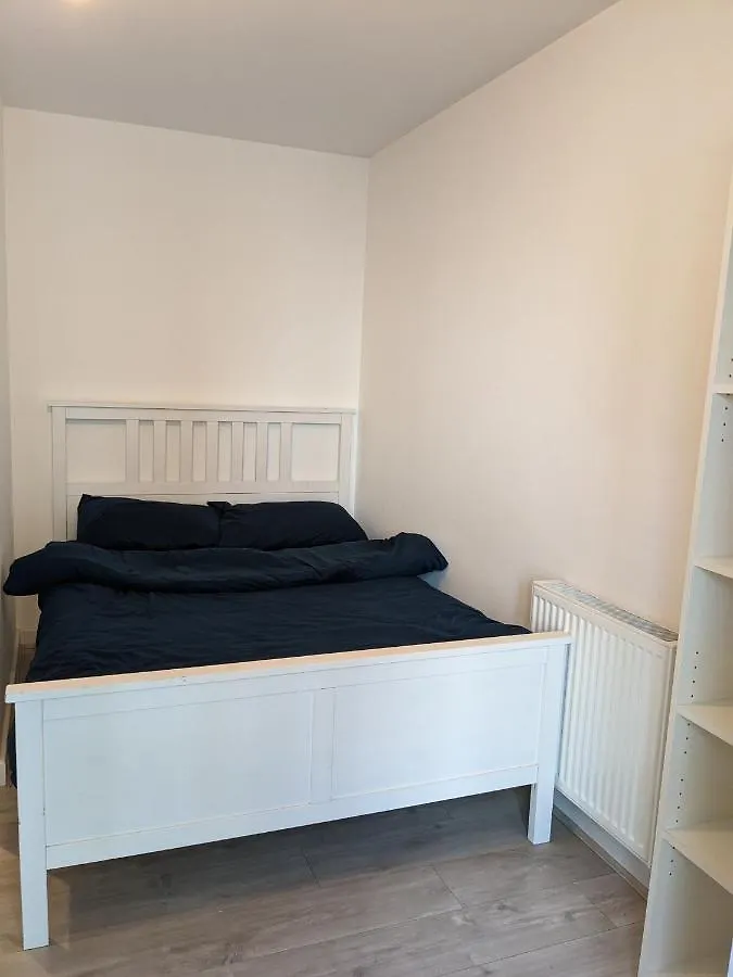 Homestay Lovely Room In Modern Apartment London United Kingdom